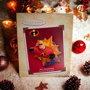 Hallmark Mr. Incredible Christmas Ornament The Incredibles Disney/Pixar NIB